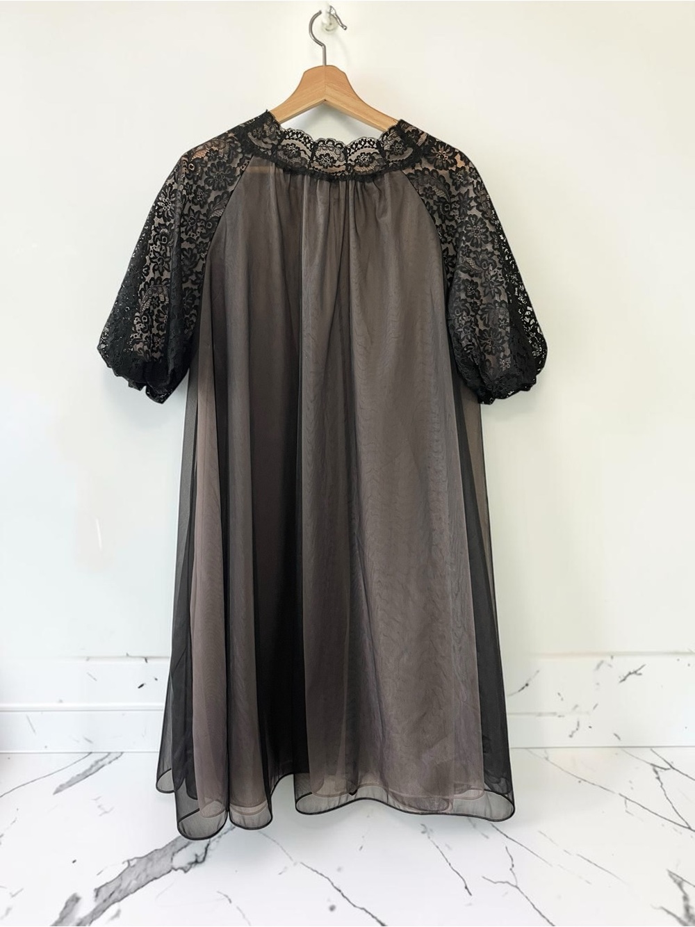 Vintage 60s 70s Vanity Fair Black Sheer Chiffon Lace Peignoir Nightgown size 34 - Picture 2 of 7